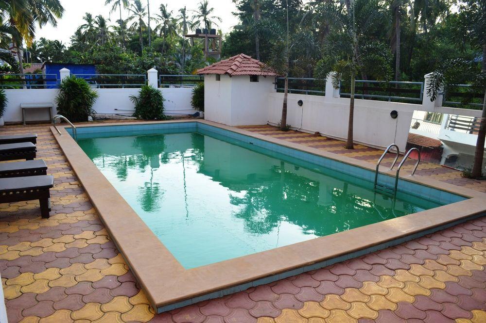 Pleasure Beach Resort Morjim Exterior photo